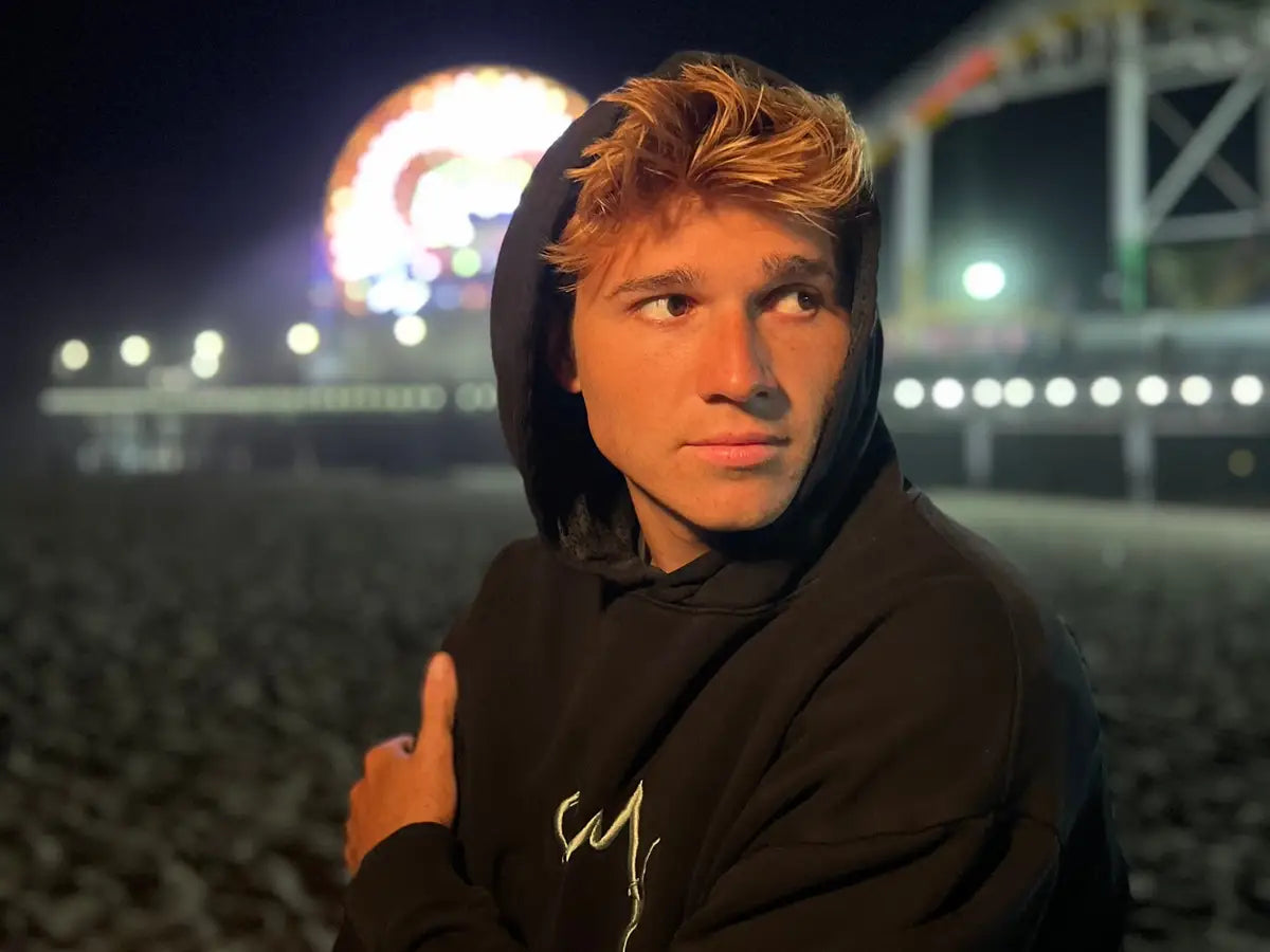 The Creator With 18+ Million Followers Who Tried Hydrogen Water - Why Kaz Sawyer Uses the ECHO Flask Daily