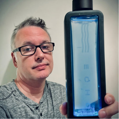 Customer with ECHO Flask