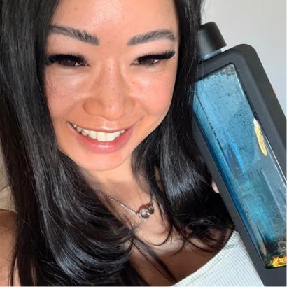 Customer with ECHO Flask